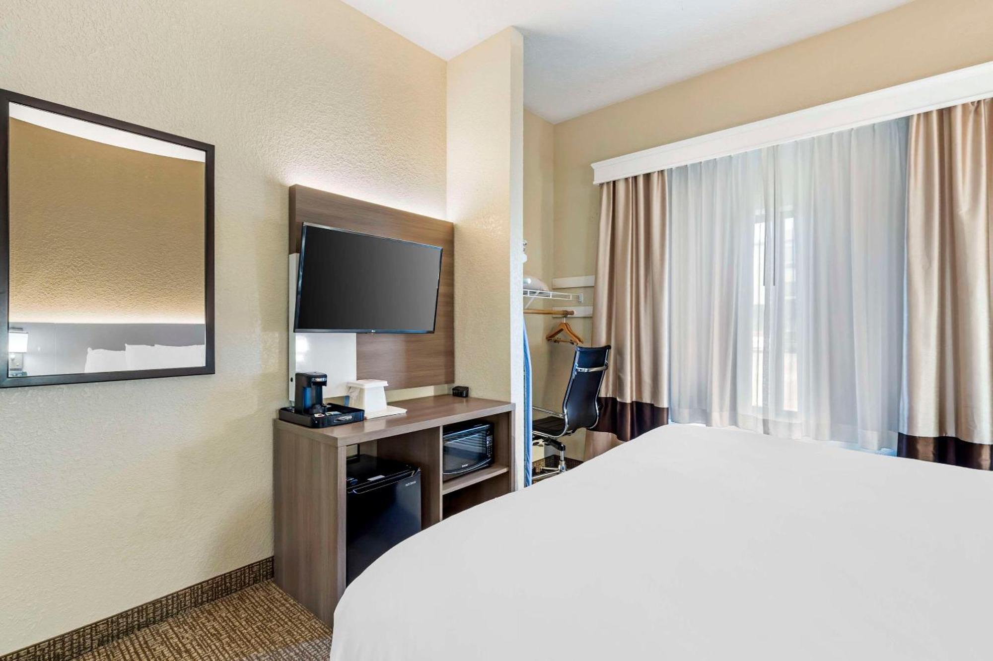 Comfort Suites Merrillville Near Us 30 Екстериор снимка